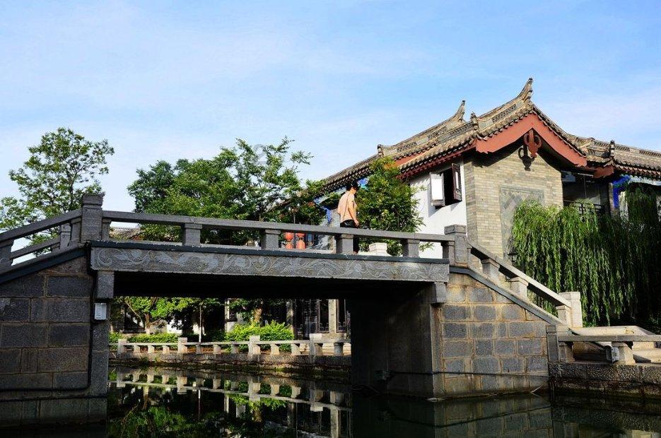 《大宅门》:白玉婷不肯与万筱菊共处一室,背后原来有惊人秘密!